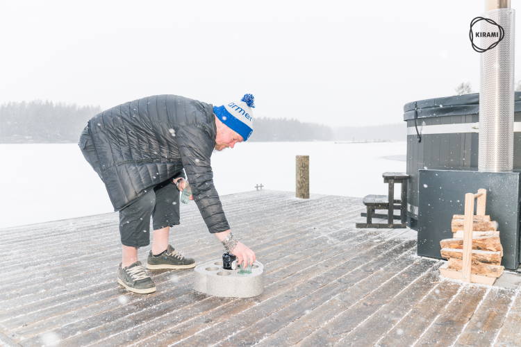 Ville Haapasalo | Le porte-boissons Tubbar 2 est l'accessoire favori des enfants, en plus vous avez besoin de boire régulièrement quand vous êtes dans l'eau | Kirami