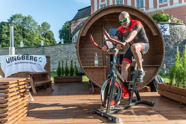 Valerjan fait parti d'une équipe appelée " Oswajamy Żywioły" qui pourrait se traduire par Nous maitrisons les Eléments | Kirami