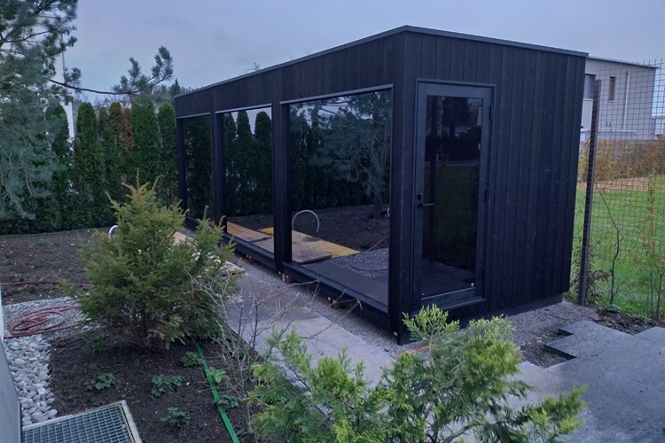 Les saunas finlandais étaient la seule option commerciale possible pour quelqu’un qui aime la Finlande et les saunas.