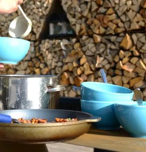 Chez Kirami, nous aimons penser à vous et concevoir des objets pratiques, simples et robustes qui vous faciliterons la vie au quotidien. Voilà exactement ce que nous avons voulu faire avec ce produit de notre gamme Outstanding.