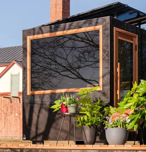 Kirami FinVision® -sauna Zero M avec système solaire