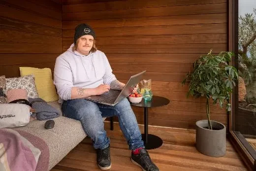 Kirami FinVision® – lounge M Misty – bureau d’été!